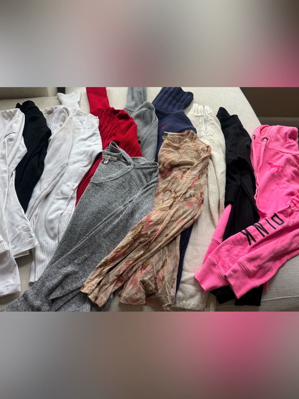 Guess Express Nike Juniors Women’s XS  Long Sleeve Sweater Tops Lot of 16 XS